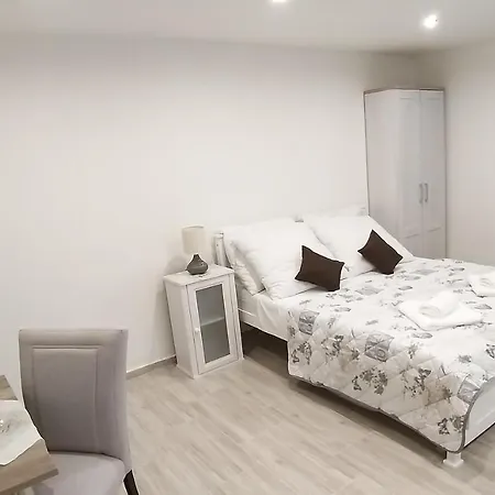 Huncovska 14 Lejlighed *