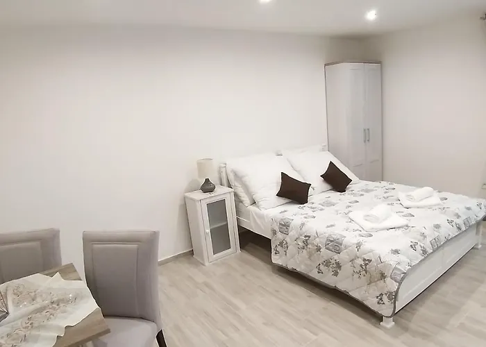 Huncovska 14 Apartamento *